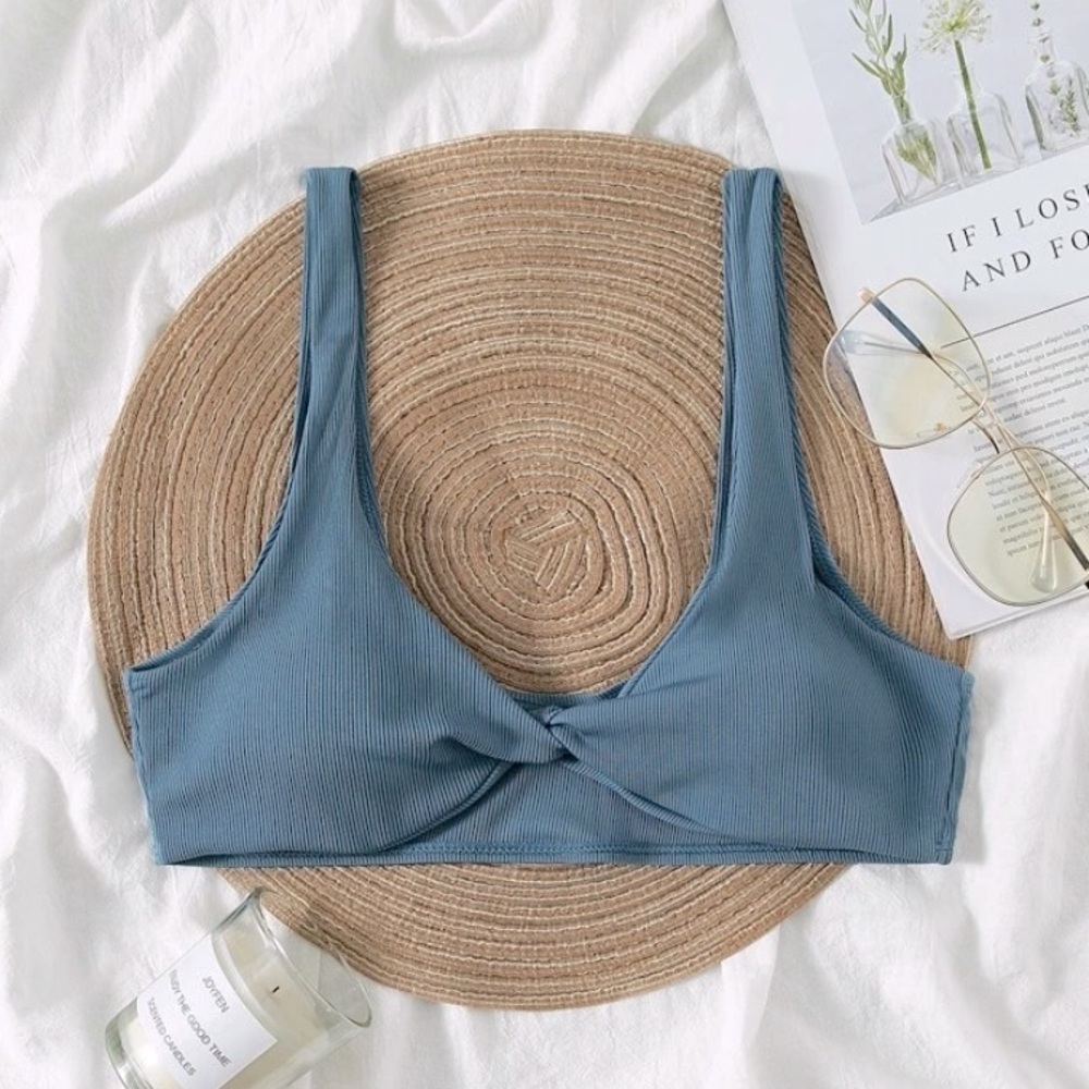 Ribbed Twist Bikini Top Size Medium